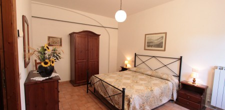 Alloggi-montegonfoli-3-camera-da-letto-2